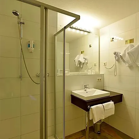 Hotel Invite 3*